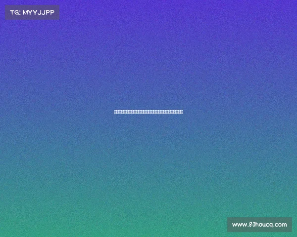 海牛与申花吉祥物犇犇布鲁赛前球场合影喜庆同框助阵精彩赛事